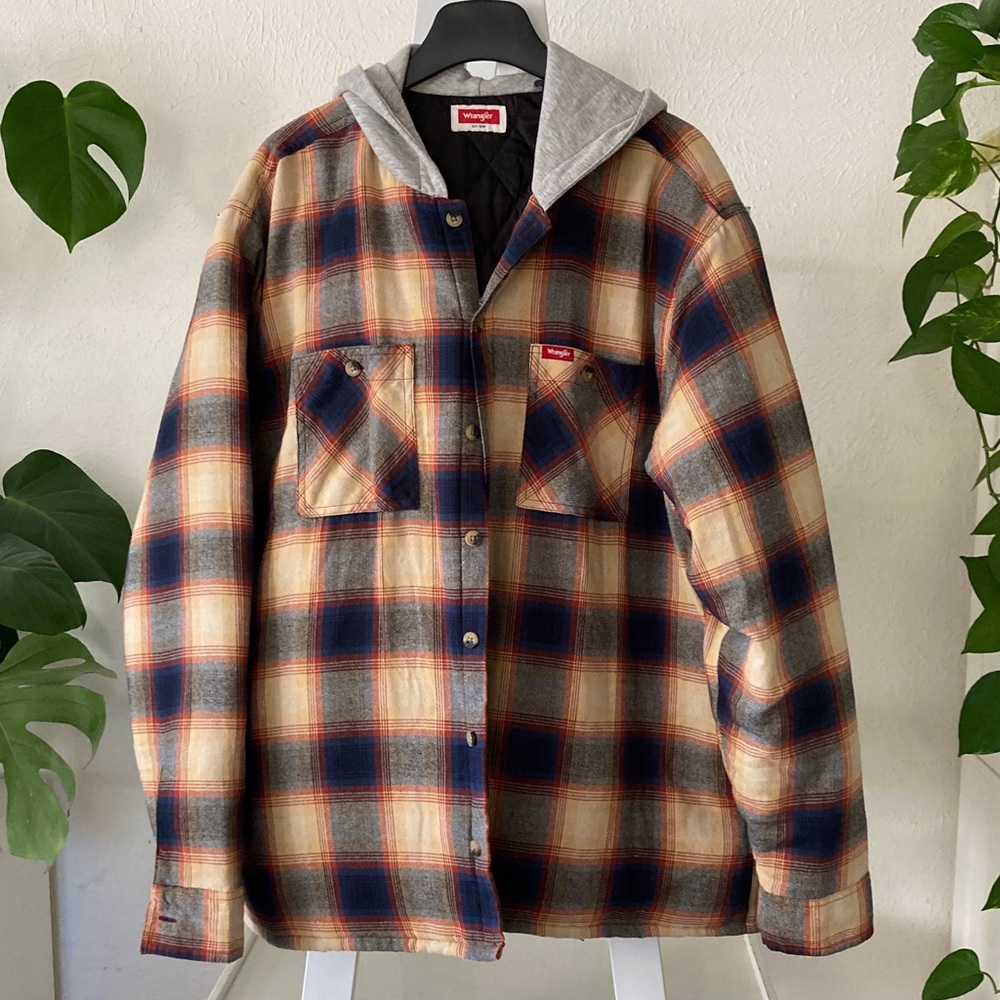 Wrangler Men's Long Sleeve Quilted Lined Flannel Shirt Jacket with Hood XL